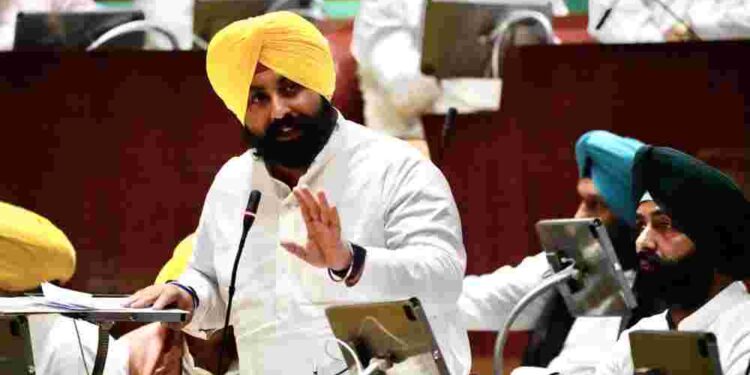 PUNJAB TO ESTABLISH NEW GOVT COLLEGES IN BORDER AREAS, ANNOUNCES HARJOT BAINS