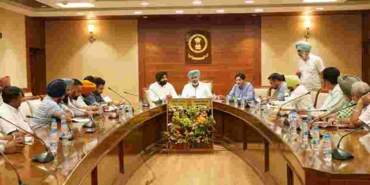 TRANSPORT DEPARTMENT UNIONS CALL OFF STRIKE AFTER ASSURANCE FROM FINANCE MINISTER HARPAL SINGH CHEEMA