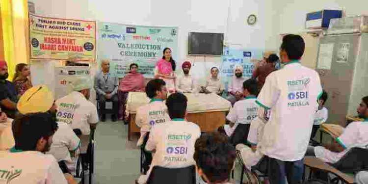 Skill Development Drive Empowers Youth at De-addiction Centre