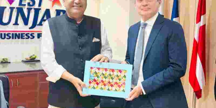Political Counsellor of British High Commission meets Cabinet Minister Sanjeev Arora pertaining to “Visa Fraud Ton Bacho” campaign