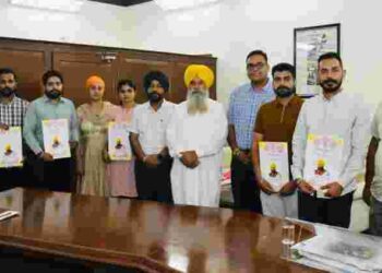 GURMEET SINGH KHUDIAN HANDS OVER JOB LETTERS TO 11 NEWLY RECRUITED AGRICULTURE DEVELOPMENT OFFICERS