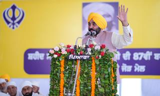 FOLLOWING THE FOOTSTEPS OF GREAT MARTYRS TO SERVE PUNJAB AND PUNJABIS: ASSERTS CM