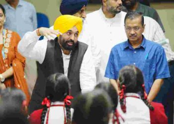 BHAGWANT MANN AND ARVIND KEJRIWAL LAUNCH ANTI-DRUG CURRICULUM TO BE INTRODUCED IN SCHOOLS UNDER “WAR AGAINST DRUGS”