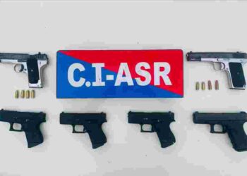 FIVE HELD WITH SIX SOPHISTICATED PISTOLS IN AMRITSAR