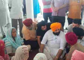 BAINS BRAVES RAINS TO REACH OUT PEOPLE IN DISTRESS