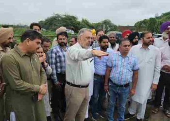 Health Minister Reviews Flood Prevention Measures at Badi Nadi