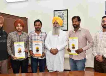 GURMEET SINGH KHUDIAN HANDS OVER JOB LETTERS TO YOUTH IN DAIRY DEVELOPMENT DEPT