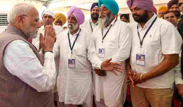 PM Modi announces assistance of Rs 1,600 crore for flood-hit Punjab