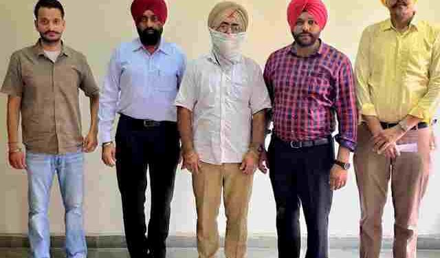 Vigilance Bureau nabs Assistant Sub Inspector red-handed accepting Rs 5000 bribe