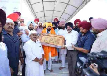 CM LAYS FOUNDATION STONE OF HERITAGE WALKWAY TO BE CONSTRUCTED AT SRI ANANDPUR SAHIB