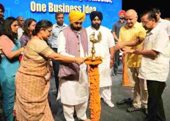 ARVIND KEJRIWAL AND CM MANN INTRODUCE ENTREPRENEURSHIP MINDSET COURSE (EMC) TO MAKE STATE A LAND OF JOB GIVERS INSTEAD OF JOB SEEKERS