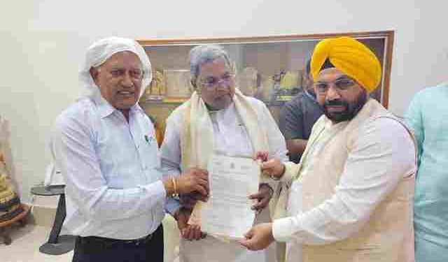 PUNJAB MINISTERS MEET KARNATAKA CM SIDDARAMAIAH TO INVITE HIM FOR 350TH MARTYRDOM ANNIVERSARY OF SRI GURU TEGH BAHADUR JI