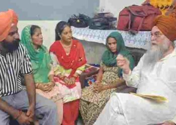 Speaker hands over ex-gratia amount of Rs. 4 lakh to deceased Labourer Panna Lal’s Family, Kotkapura