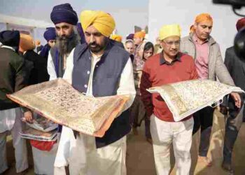 BHAGWANT MANN AND ARVIND KEJRIWAL JOINS SANGAT TO PRAY FOR PROGRESS OF STATE AND PROSPERITY OF PUNJABIS