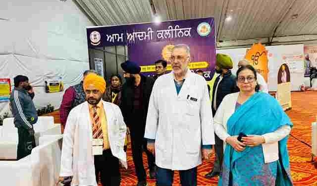 HEALTH MINISTER INSPECTS ‘NIGAH LANGAR’ EYE CAMP, REVIEWS MEDICAL ARRANGEMENTS FOR 350TH MARTYRDOM ANNIVERSARY