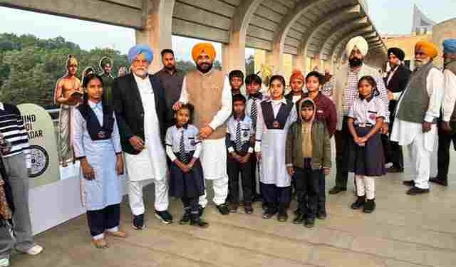 Tourism department organises Heritage Tour of historic Gurdwaras