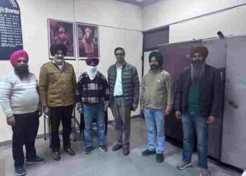 Vigilance Bureau nabs Patwari red handed accepting a bribe of Rs. 8000/-