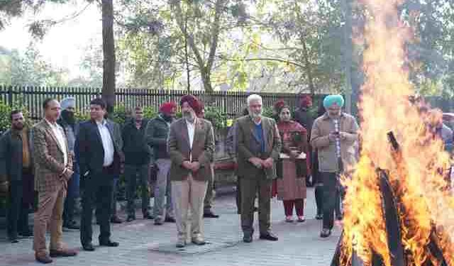 Lal Chand Kataruchak leads Lohri Celebrations at Anaj Bhawan