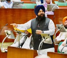 Harjot Singh Bains Tears Into Sukhpal Khaira for Derogatory Remark Against FM Cheema