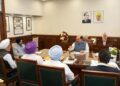 Mohinder Bhagat Reviews Compensation For Families Of Soldiers Martyred In 1962, 1965 And 1971 Wars