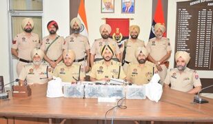 CROSS-BORDER SMUGGLING MODULE BUSTED IN AMRITSAR; TWO HELD WITH 4KG HEROIN, FOUR PISTOLS