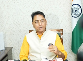 AMAN ARORA TAKES CHARGE AS INDUSTRIES & COMMERCE MINISTER