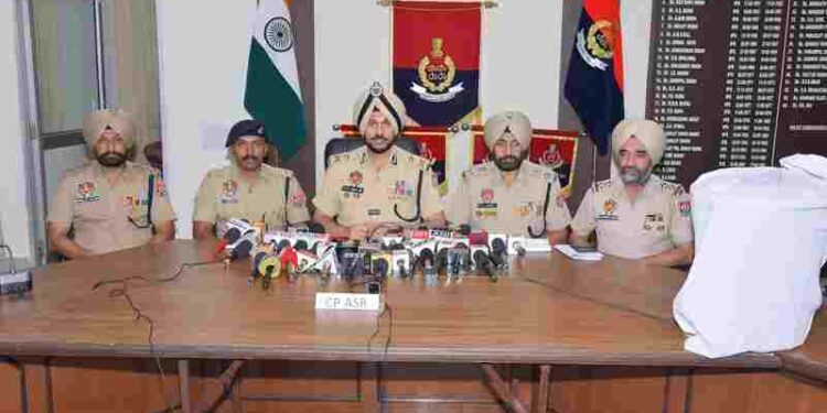 30KG HEROIN RECOVERED IN AMRITSAR; TWO JUVENILES AMONG SIX HELD