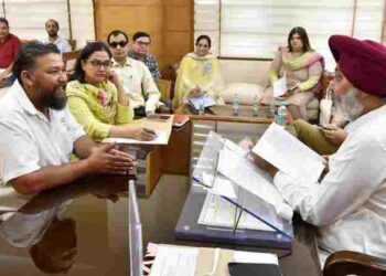 After meeting 4 employee unions, Minister Harpal Singh Cheema directs officials for immediate action on all legitimate demands