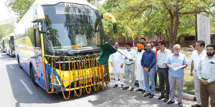 Bhagwant Mann Govt expands luxury bus fleet to Delhi Airport; Transport Minister Harpal Singh Cheema flags off 5 new Super Integral Volvo coaches