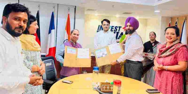 PUNJAB INKS MoU WITH FDDI TO GIVE SPORTS, FOOTWEAR SECTOR GLOBAL EDGE