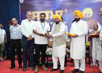 Punjab Is Becoming Drug-Free, Says CM Bhagwant Singh Mann as He Honours Recovered Youth With ‘Soorma’ Recognition