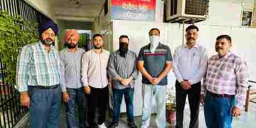 Vigilance Bureau arrests Inspector & Junior Auditor for accepting bribes of Rs. 70,000/- & Rs. 50,000/- respectively