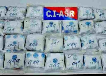 30KG HEROIN RECOVERED IN AMRITSAR; TWO OPERATIVES HELD