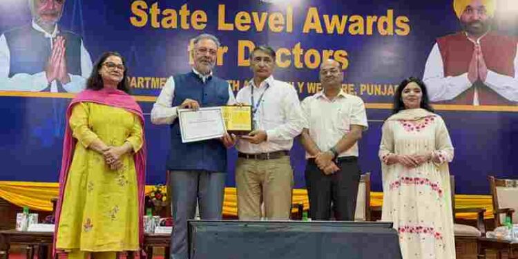 PUNJAB GOVT HONOURS OUTSTANDING DOCTORS WITH STATE-LEVEL AWARDS ON NATIONAL DOCTORS’ DAY