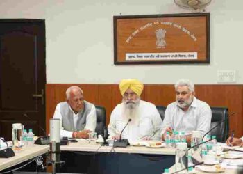 PUNJAB PUSHES FOR 12 LMT MONTHLY FOODGRAIN MOVEMENT TO CREATE SPACE FOR UPCOMING PROCUREMENT