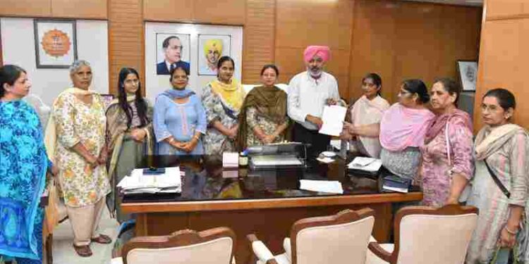 Finance Minister Harpal Singh Cheema directs Social Security Department to Ensure At Least ₹60 Lakh Life Insurance for Anganwadi Workers