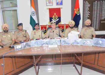JUVENILE AMONG FIVE HELD WITH 9 PISTOLS, 6KG HEROIN IN AMRITSAR