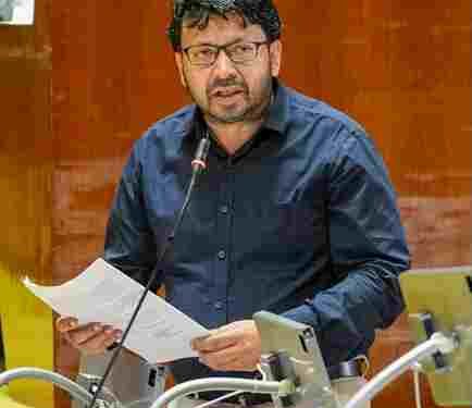 Cabinet Minister Dr. Ravjot Singh Backs Resolution on E20 Blended Petrol in Punjab Legislative Assembly