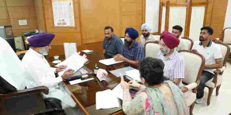 Punjab Finance Minister Harpal Singh Cheema Holds Meeting with Employee Unions; Directs Officials to Expedite Legitimate Demands