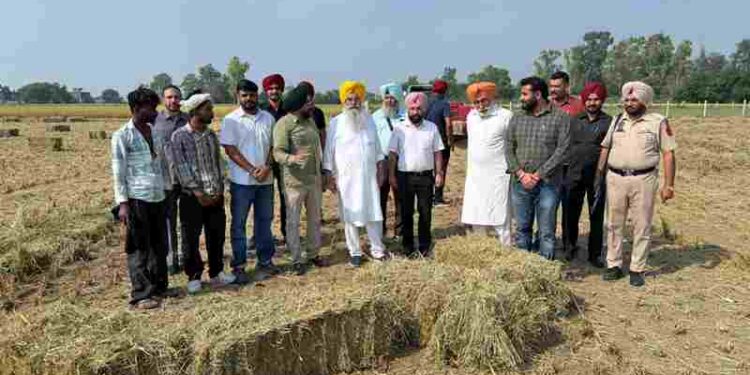 GURMEET KHUDIAN MAKES PADDY STRAW BALES IN GURDASPUR FIELDS, GIVES CALL FOR STUBBLE-BURNING-FREE PUNJAB