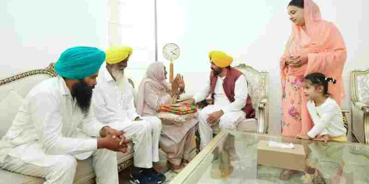 Every Mother & Sister Is Brand Ambassador Of Mawan Dheeyan Satkar Yojna: CM Bhagwant Singh Mann