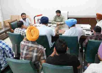 Dr. Ravjot Singh reviews ongoing development works in Churasi constituency