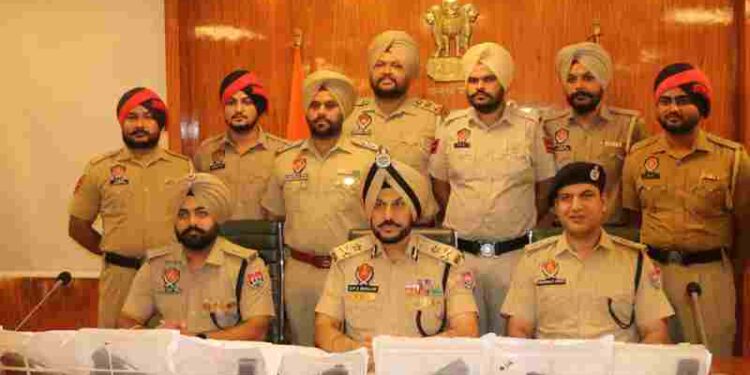 THREE UTTRAKHAND RESIDENTS AMONG FOUR HELD WITH SEVEN SOPHISTICATED PISTOLS