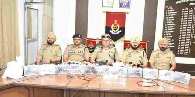 EIGHT LINKED TO DRUG TRAFFICKING AND ILLEGAL WEAPONS SUPPLY NETWORKS HELD WITH 11 PISTOLS, 2.2KG HEROIN
