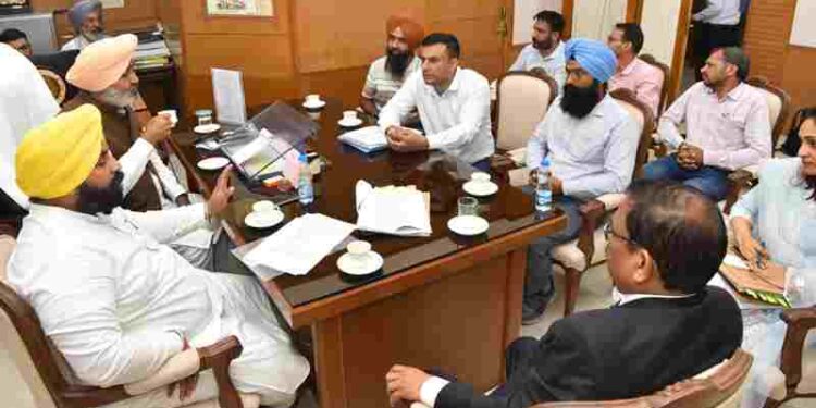 Bhagwant Mann Govt Moves to End Pay Disparity for 180 ETT Teachers, Inquiry to Be Fast-Tracked: Harpal Singh Cheema