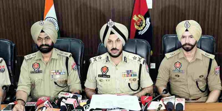 FOUR LINKED TO CROSS-BORDER SMUGGLING NETWORKS HELD WITH 10KG HEROIN, 10 PISTOLS