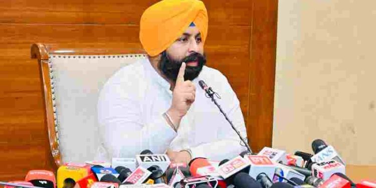 Mann Govt’s Diwali Bonanza for Shopkeepers: Harjot Bains Launches Historic ‘Meri Dukan, Mere Naam’ Scheme to Confer Ownership Rights