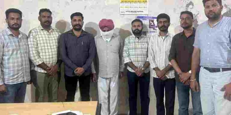 Vigilance Bureau nabs ASI red handed accepting bribe of Rs 80,000/-
